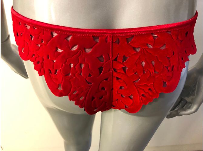 Autre Marque Set Intimo Rosso Ravage Top e Tanga 85B - vista 4