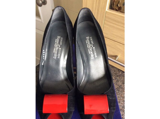 Stuart Weitzman Pompa peeptoe ribaltabile Nero Rosso - vista 5
