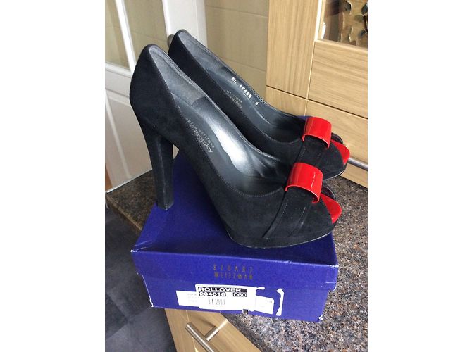 Stuart Weitzman Pompa peeptoe ribaltabile Nero Rosso - vista 7