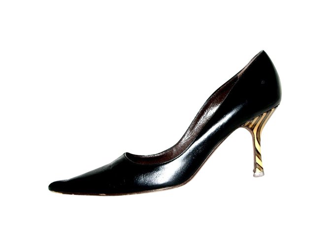 Escada Pumps mit extravaganter Ferse Schwarz - Ansicht 2