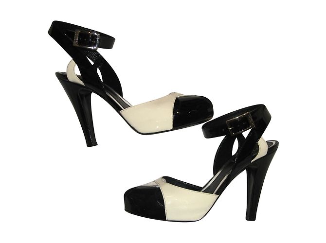 Fendi Slingback Peep Toe Pumps Schwarz Weiß Lackleder - Ansicht 2