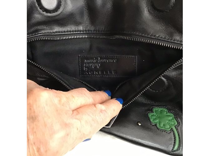 Agnelle Astuccio stupendo e bellissimo di banana e altri... Nero - vista 3