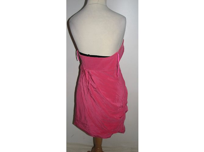 Vestido palabra de honor de seda rosa Tibi - vista 3
