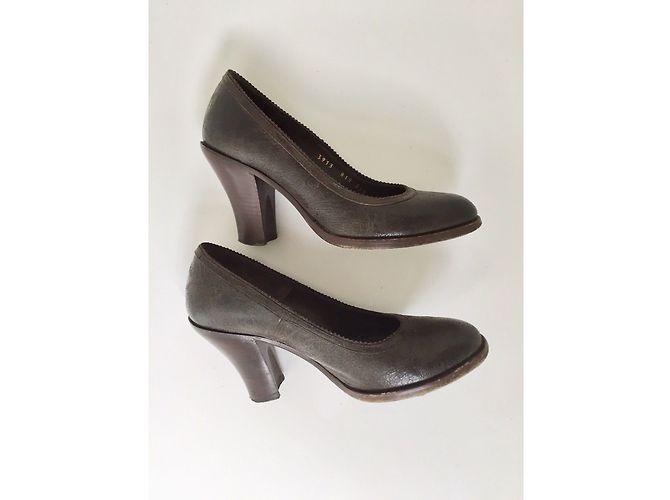 Décolleté Dries Van Noten in pelle marrone - vista 3