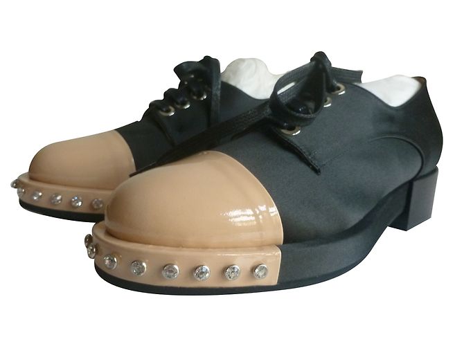 Autre Marque Scarpe stringate in raso e vernice nera con cristalli Nero - vista 2