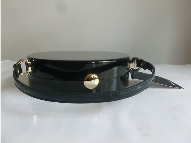 Nuova pochette ZARA - vista 3