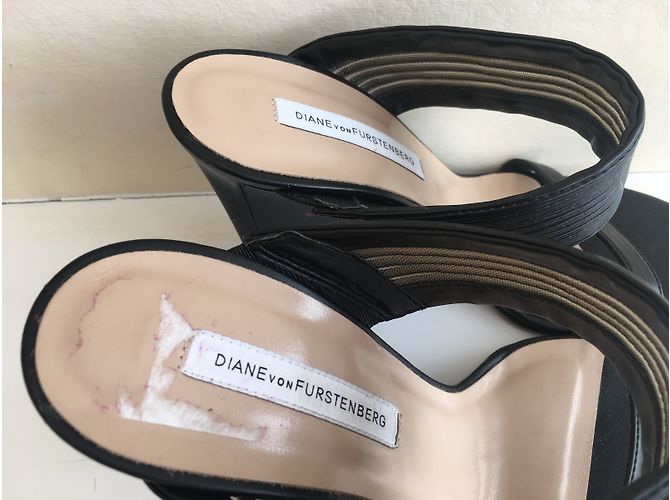 Mule con zecca Diane Von Furstenberg Valencia in pelle nera Nero - vista 6