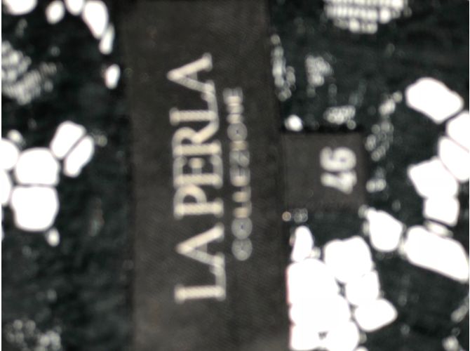 Abrigo de encaje negro La Perla - vista 3