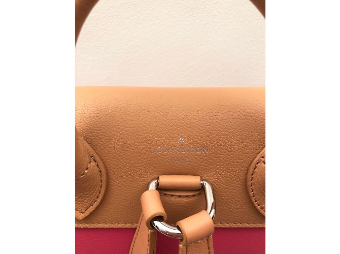 Twist Louis Vuitton Lockme Backpack Multiple colors - view 11