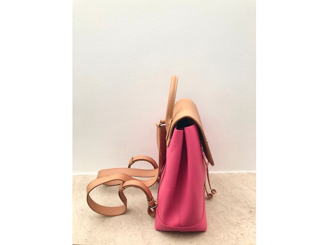 Twist Louis Vuitton Lockme Backpack Multiple colors - view 8