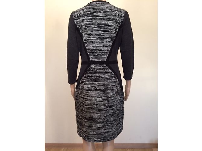 Calvin Klein Kleid Beige Acryl Grösse M - Ansicht 2