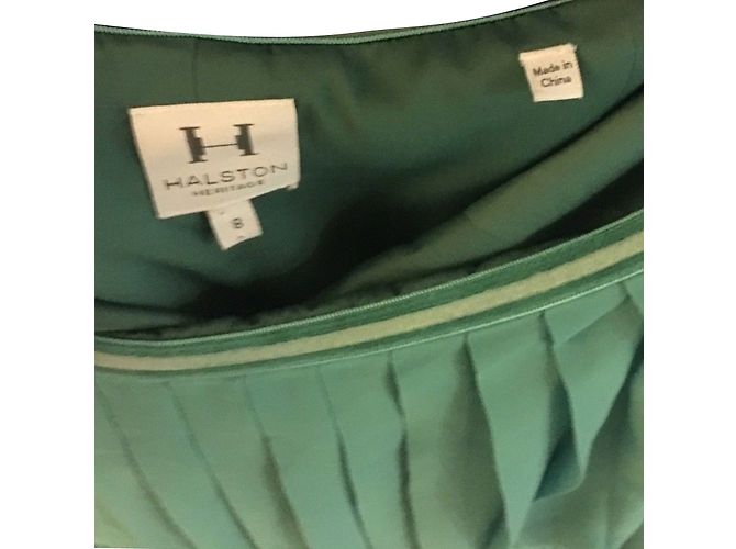 Halston Heritage Trägerloses Kleid mit griechischen Falten Grün - Ansicht 4