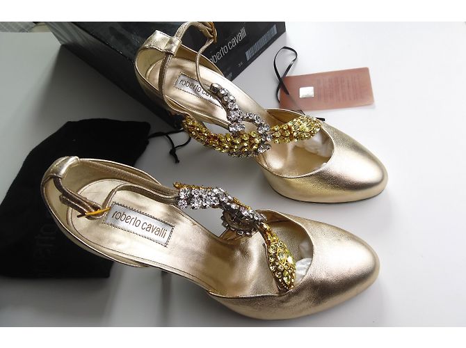 Décolleté Roberto Cavalli in pelle dorata con dettagli serpente e cristalli D'oro - vista 3