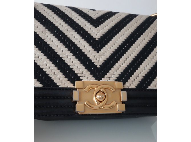 Chanel BOY Negro Beige - vista 2