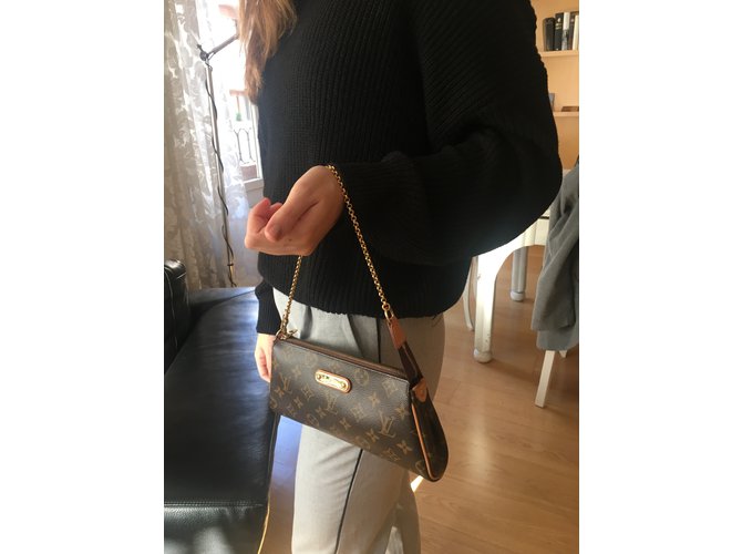 Louis Vuitton POCHETTE EVA - vista 9