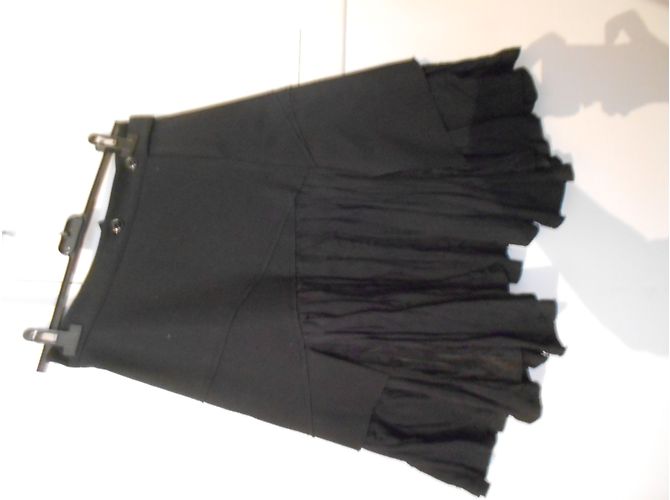 Marithé et François Girbaud falda negra de gabardina de lana con enagua plisada Negro - vista 8