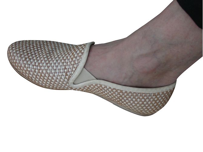 Autre Marque Beige Leder Absatzschuhe Größe 36 - Ansicht 2
