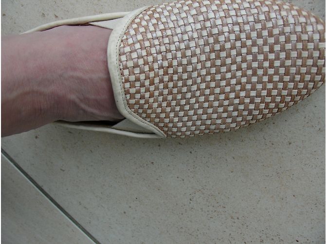 Autre Marque Beige Leder Absatzschuhe Größe 36 - Ansicht 3