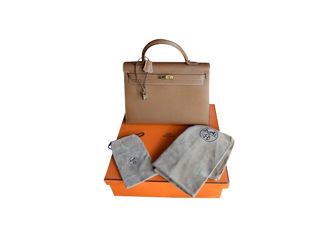 Hermès Kelly Bag Gilled Veal Courchevel Marrone chiaro - vista 2