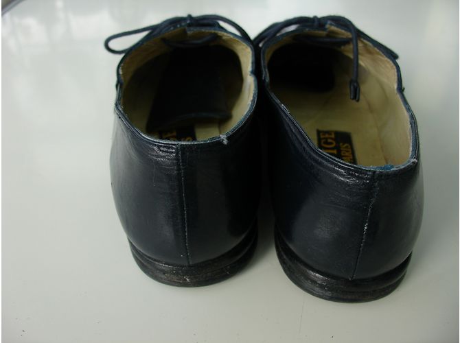 Autre Marque Décolleté in pelle blu navy 37.5 - vista 4
