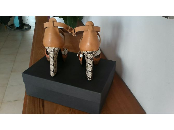 Barbara Bui Sandalen aus Leder orange 12cm Absatz - Ansicht 4