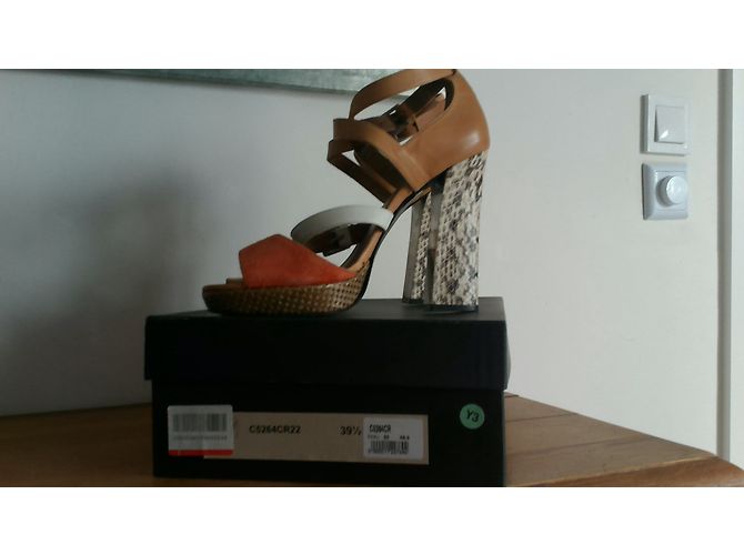 Barbara Bui Sandalen aus Leder orange 12cm Absatz - Ansicht 5