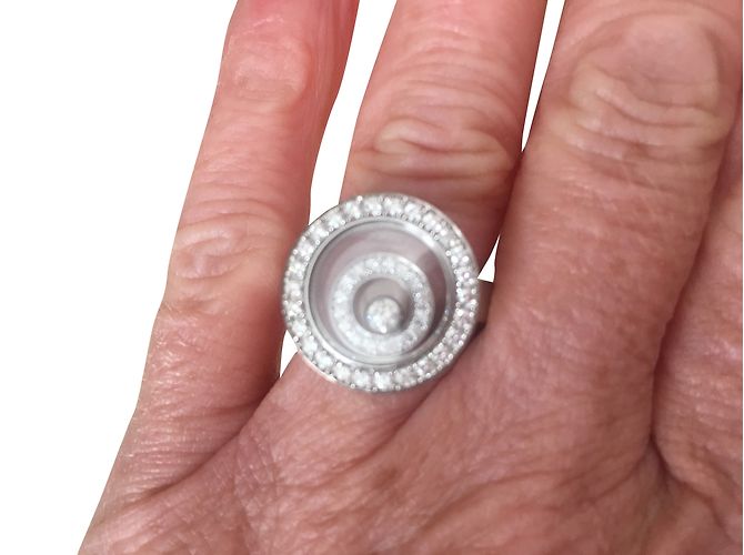 Anello Chopard Happy Spirit in oro bianco e diamanti - vista 2