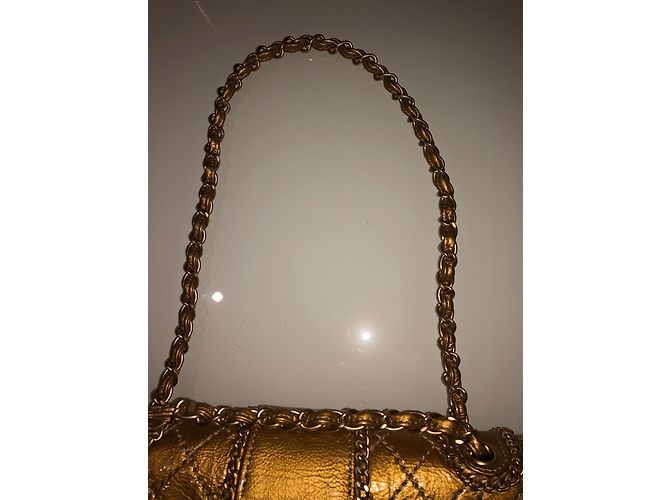Borsa Chanel in pelle oro giallo D'oro - vista 3
