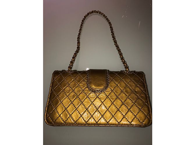 Borsa Chanel in pelle oro giallo D'oro - vista 4