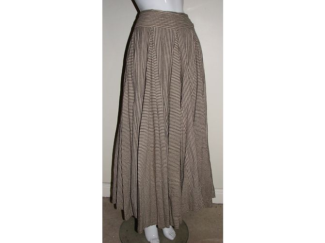 All Saints falda larga - vista 2