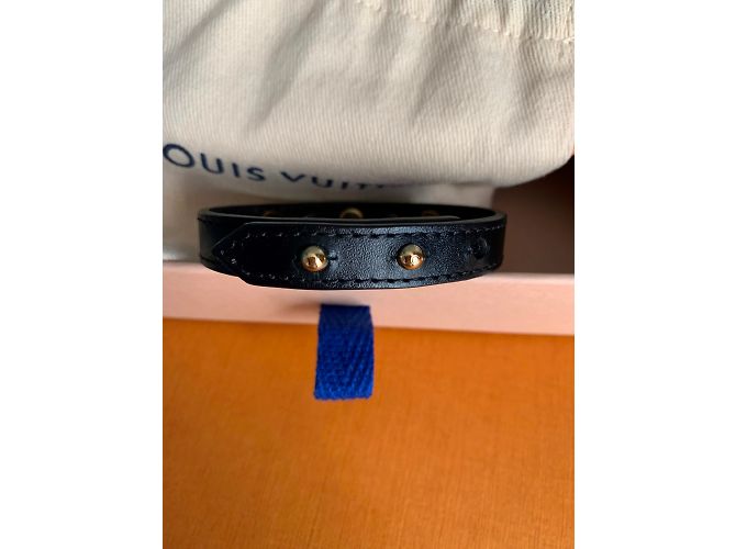 Louis Vuitton Bracciale modello Harajuku in pelle nera Nero - vista 3