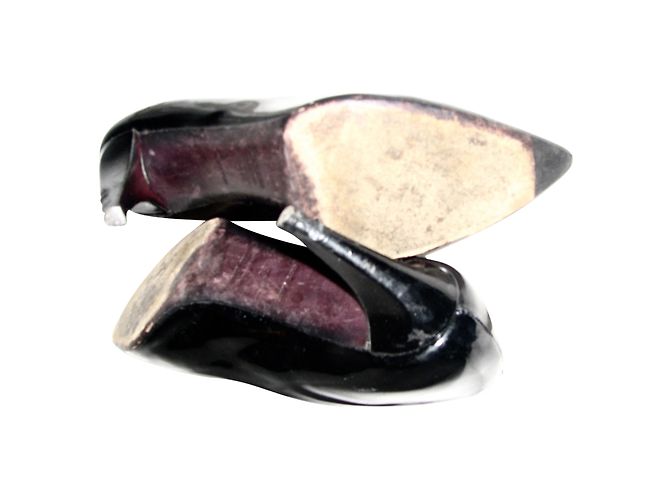 Miu Miu Lackleder Pumps mit Slash Absatz Schwarz - Ansicht 5