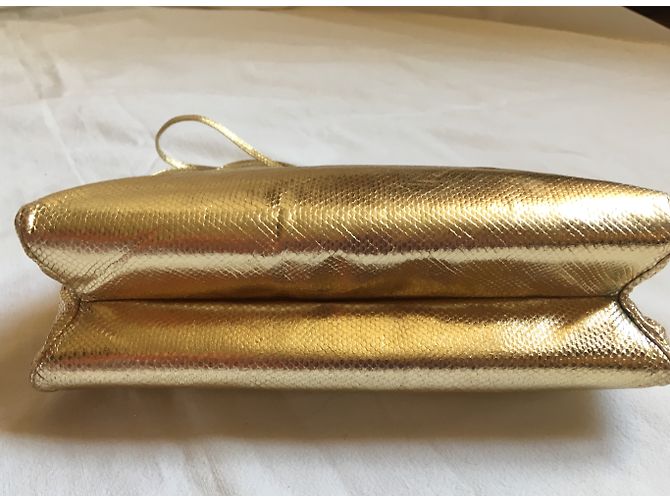 Judith Leiber Sac de soirée-Cuir dorée - vue 7