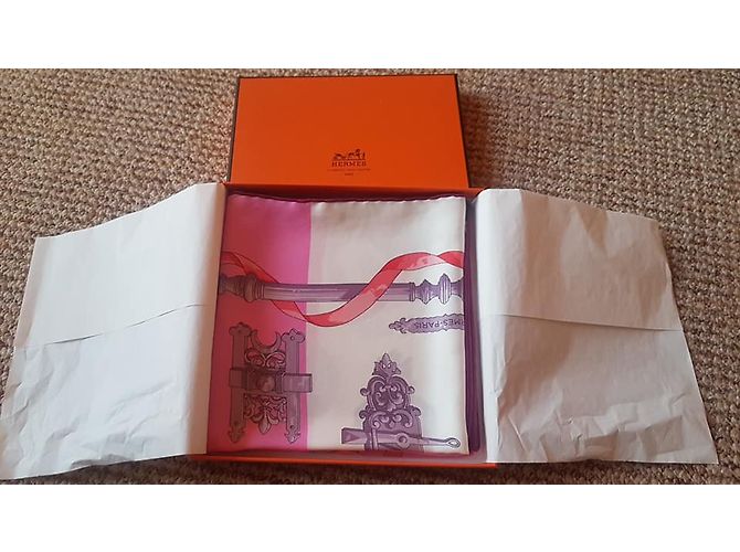 Hermès Lenço de seda Rosa - vista 5