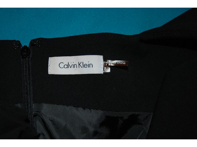 Calvin Klein Kleid in Schwarz aus Polyester - Ansicht 3