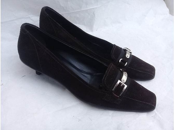 Décolleté Prada in pelle di cervo marrone - vista 3