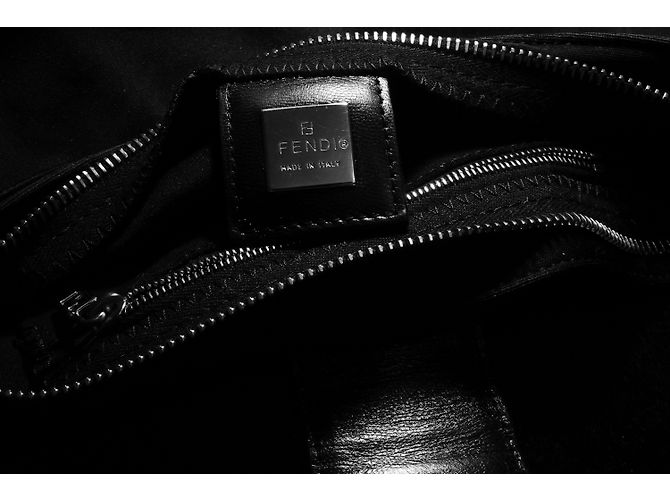 Fendi Borsa a tracolla classica in nylon e pelle baguette - vista 2
