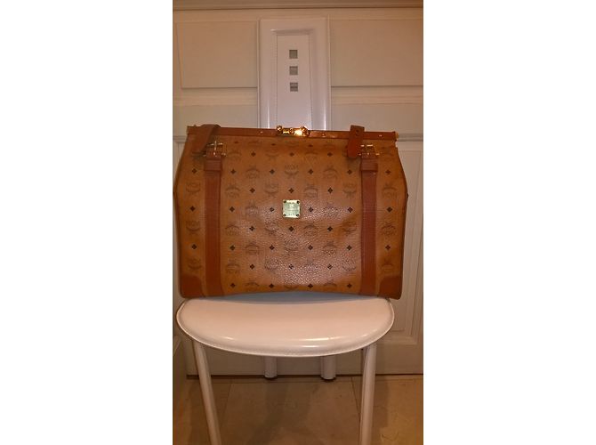 Borsa da viaggio MCM in pelle marrone chiaro - vista 3