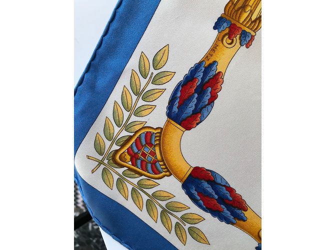 Hermès Le nove del mattino Bianco Blu D'oro - vista 5