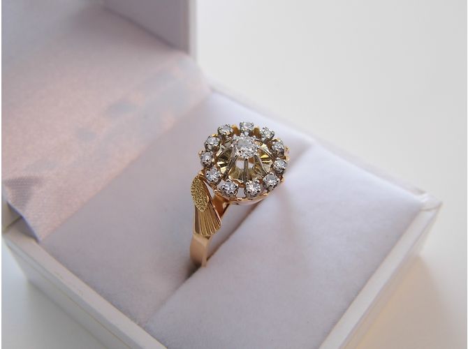 Autre Marque anello alato in oro giallo e bianco 18 carati e diamanti - vista 3
