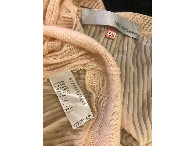 Autre Marque Beige Weste mit hellgoldenem Klingeneffekt - Ansicht 3