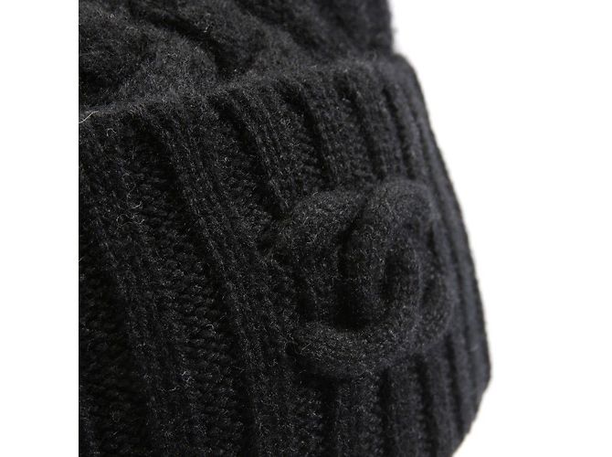 Gorro de Caxemira Chanel Preto - vista 2