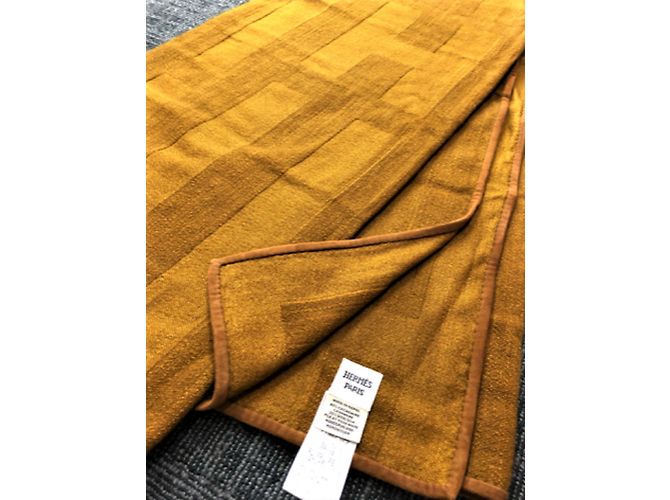 Hermès Couverture Hermes en cachemire et soie Marron - vue 3