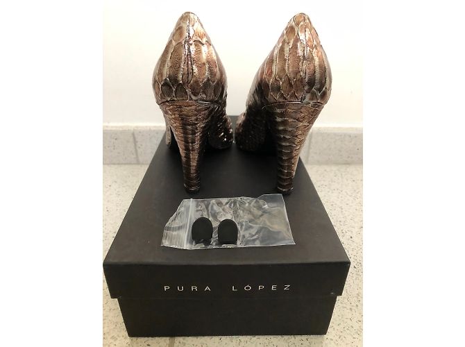 Pura Lopez Metallic Silber Python Pumps 10cm Absatz Metallisch - Ansicht 4