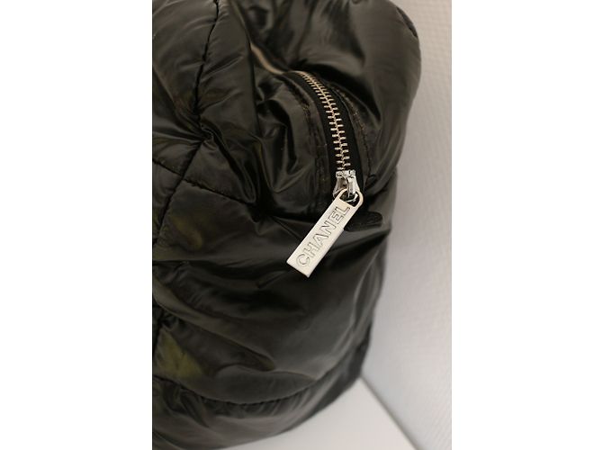 Chanel Cocoon Coco Preto - vista 3