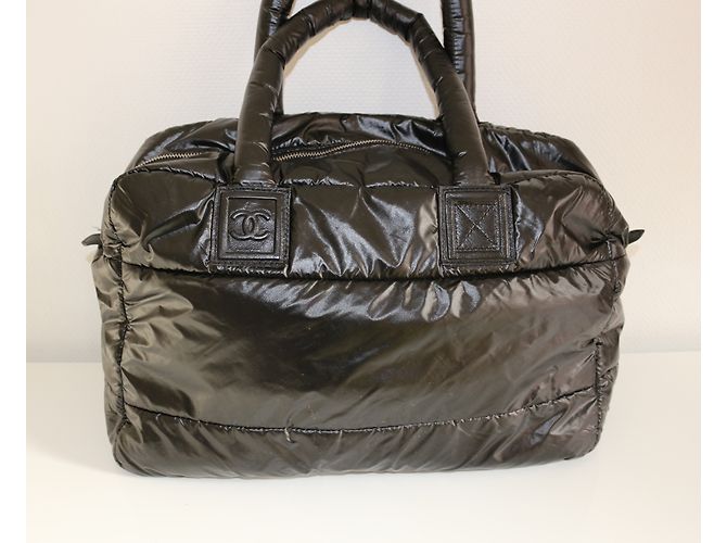 Chanel Cocoon Coco Preto - vista 4