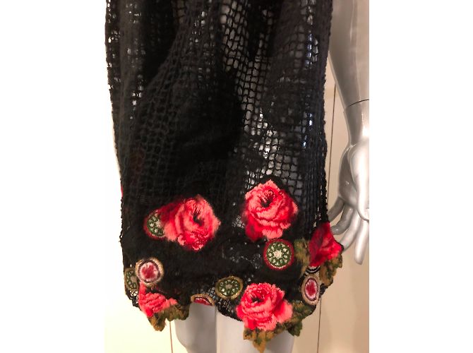Kenzo Wollschal Schwarz mit rotem Blumenmuster - Ansicht 4
