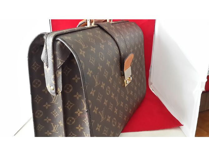 Louis Vuitton null Marrom - vista 2