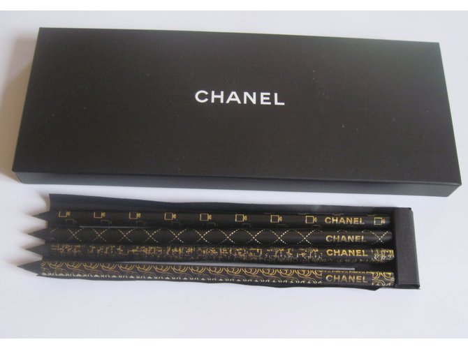 Astuccio con matite Chanel Nero - vista 4