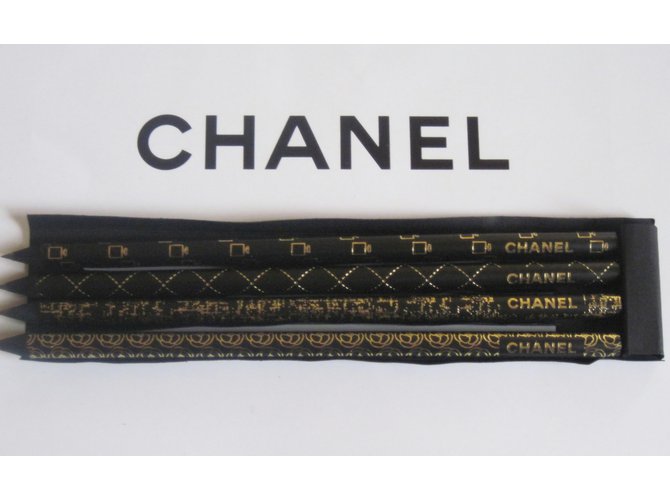 Astuccio con matite Chanel Nero - vista 6